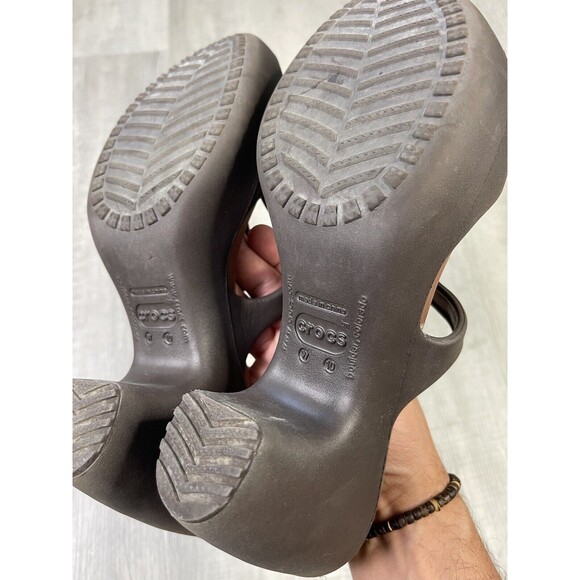 CROCS Women's Cyprus II Strappy Slip On Heels Shoes Size 10 Chocolate Brown B - Picture 9 of 9